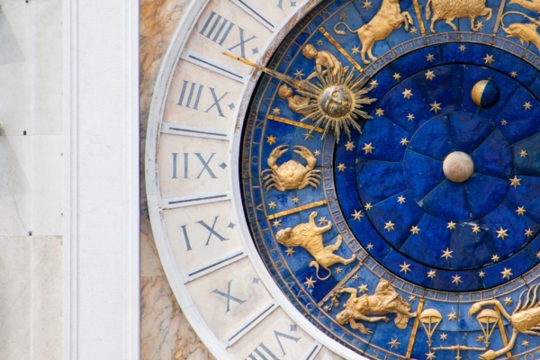 Astrologische Beratung Online bei Astrologin Astrid Heim | Sternzeichen | Horoskope | Astrologie | Yod-Figur | Beruf & Berufung | Kinderhoroskop | Beratungen in Graz und Online Astrologische Beratung Online und in Graz